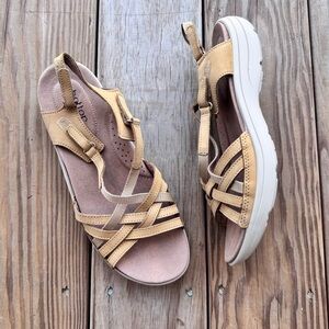 Hotter Comfort Concept Maisie Sandals Beige Leather Size 9.5 EXF Like new